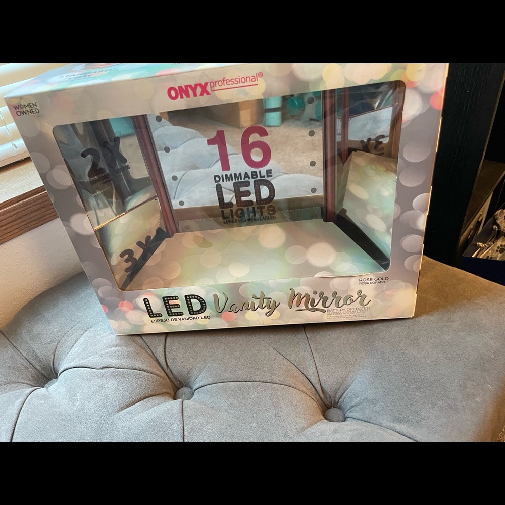 Onyx Professional Tri-Fold LED Magnifying Vanity Mirror